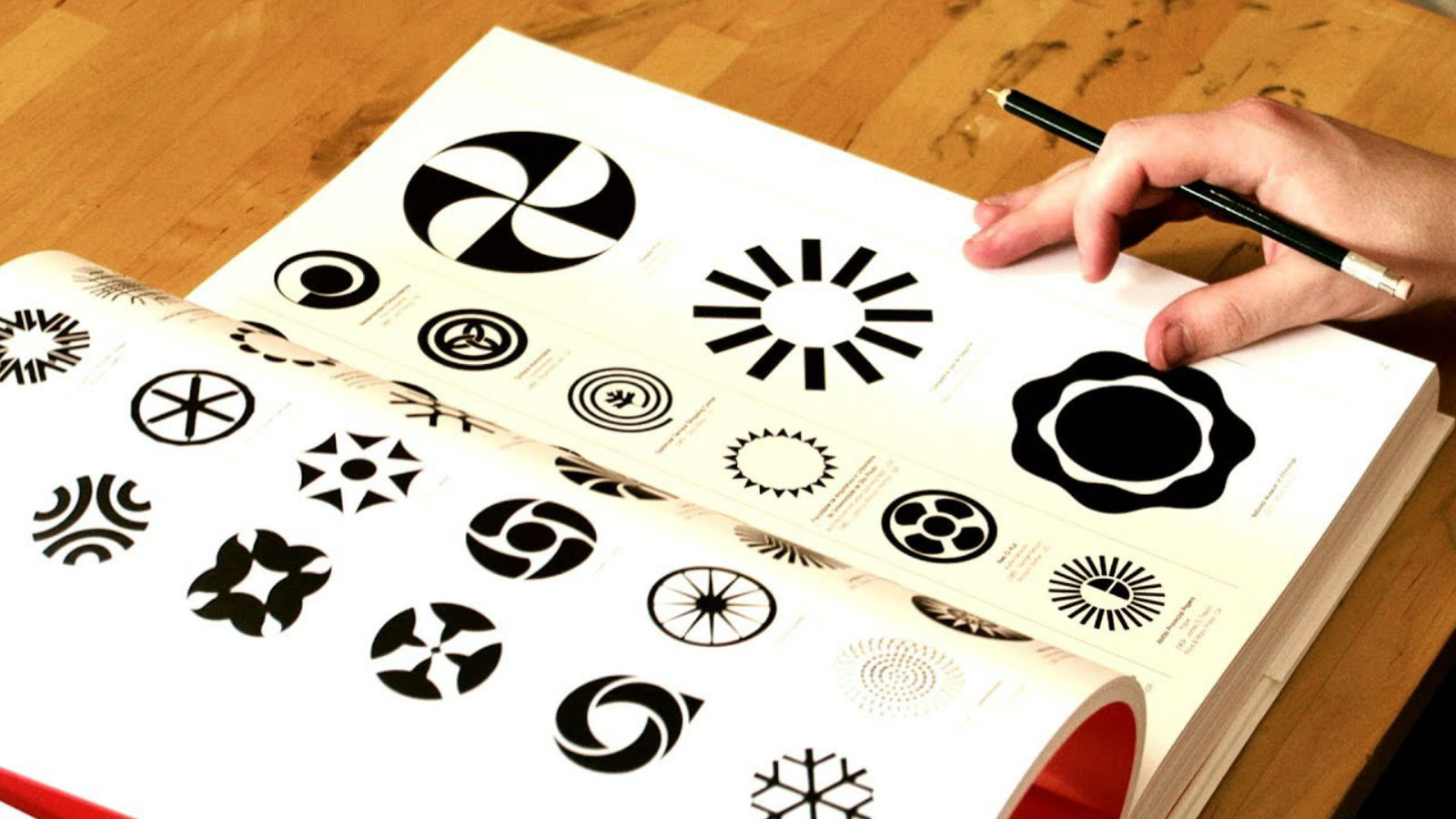 6_-The-7-types-of-logos-(and-how-to-use-them)