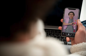 Berapa Biaya Sewa Admin & Tim Produksi TikTok Bulanan?